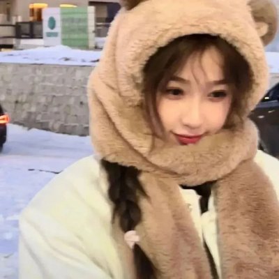 梨花落尽又逢君
